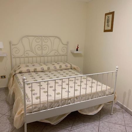 La Maison Di Pulcinella Nápoly Kültér fotó